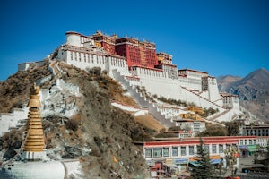 Exploring the Roof of the World: 7 Days in Tibet
