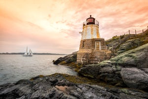 Explore the Castle Hill Lighthouse