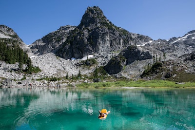 Hike to Watersprite Lake , Watersprite Lake Trailhead