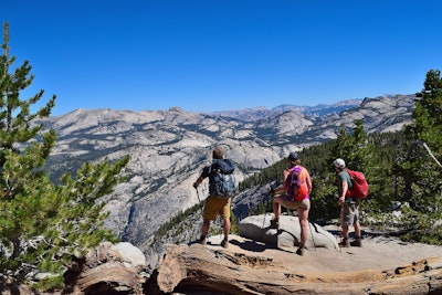 Hike Clouds Rest, Tenaya Lake Trailhead