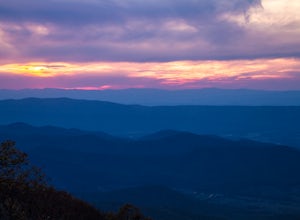 A Sunset You Won't Forget: Hawksbill Summit in Shenandoah National Park
