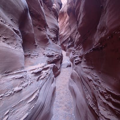 Peek-a-Boo and Spooky Canyons