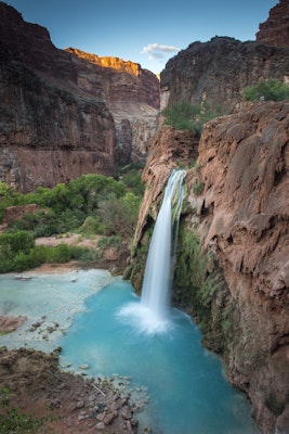 Backpack to Havasu Falls in the Havasupai Reservation, Hualapai Hilltop ...