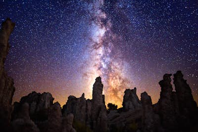 Explore the Mono Lake Tufas under the Milky Way 