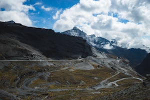 Mountain Bike Death Road in La Paz