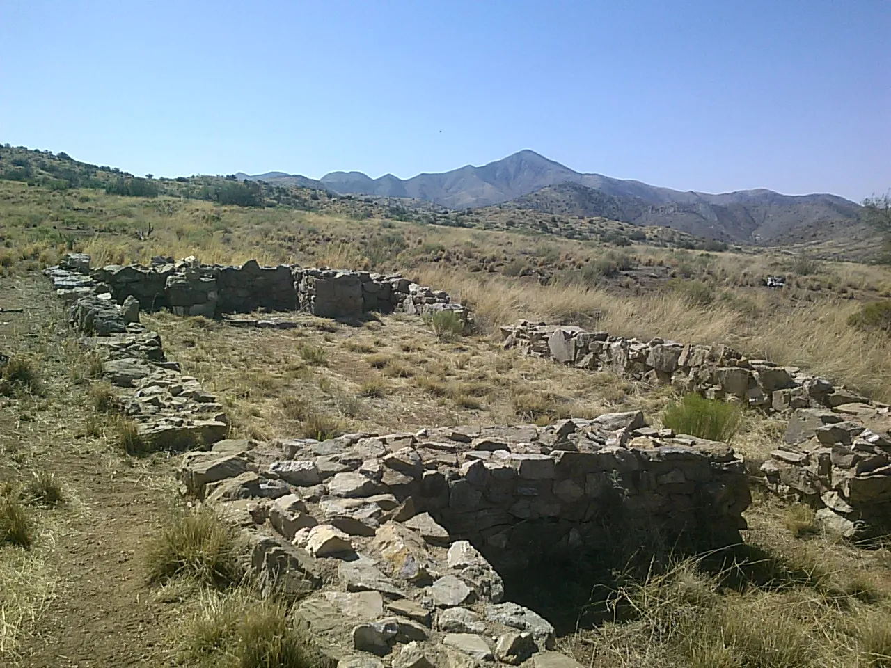 Hike to the Ruins of Fort Bowie