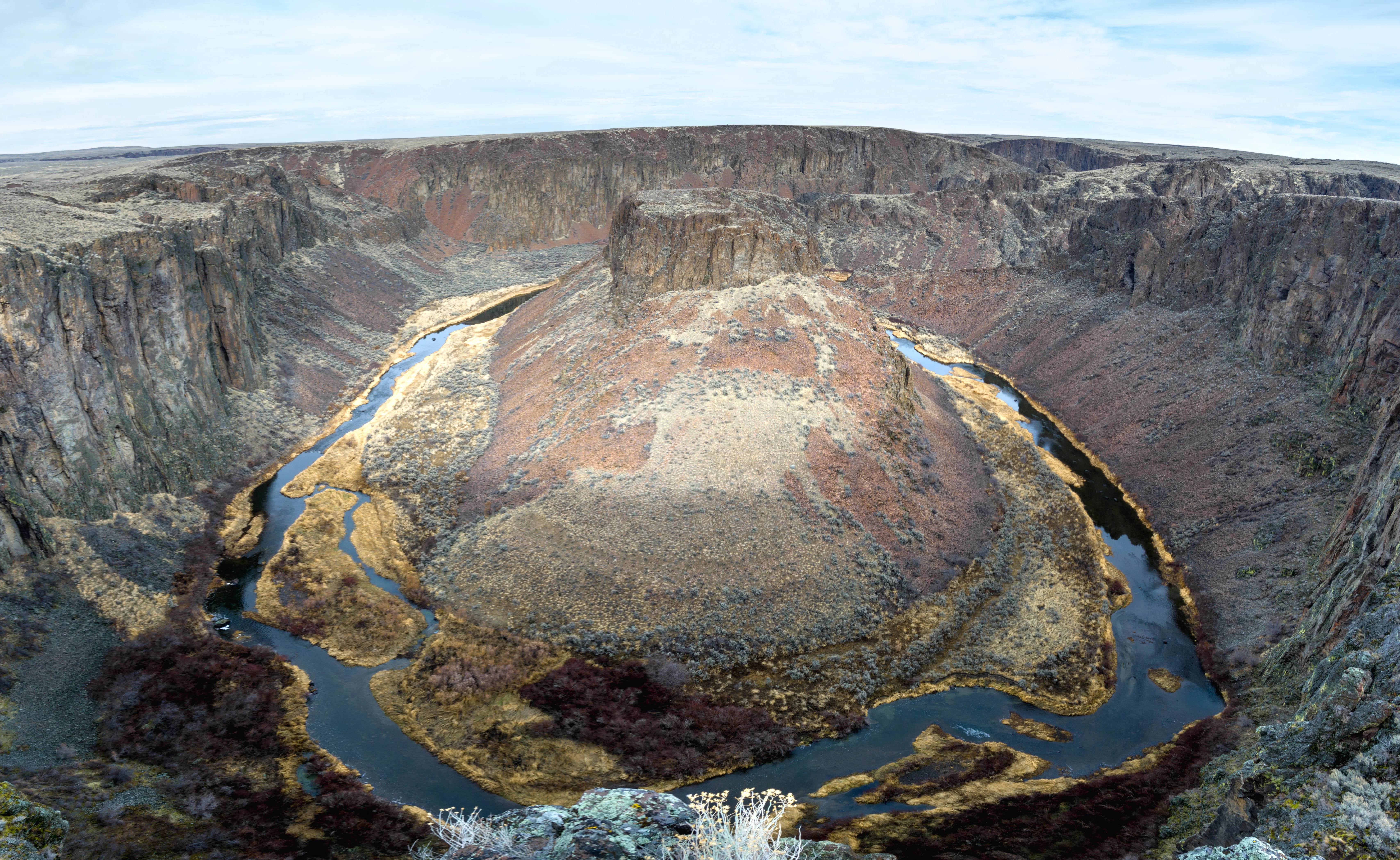Hike the Owyhee Canyon Rim