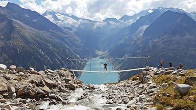 Hike to Olpererhütte in the Austrian Alps
