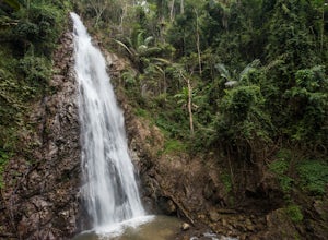 Hike to Khun Korn Waterfall