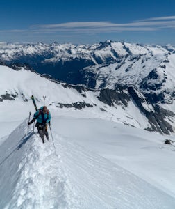 Climb Eldorado Peak via the East Ridge