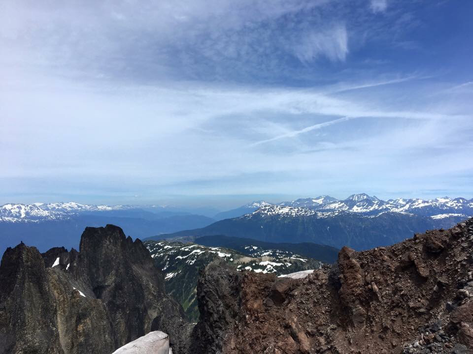 Summit Black Tusk in Garabaldi Provincial Park