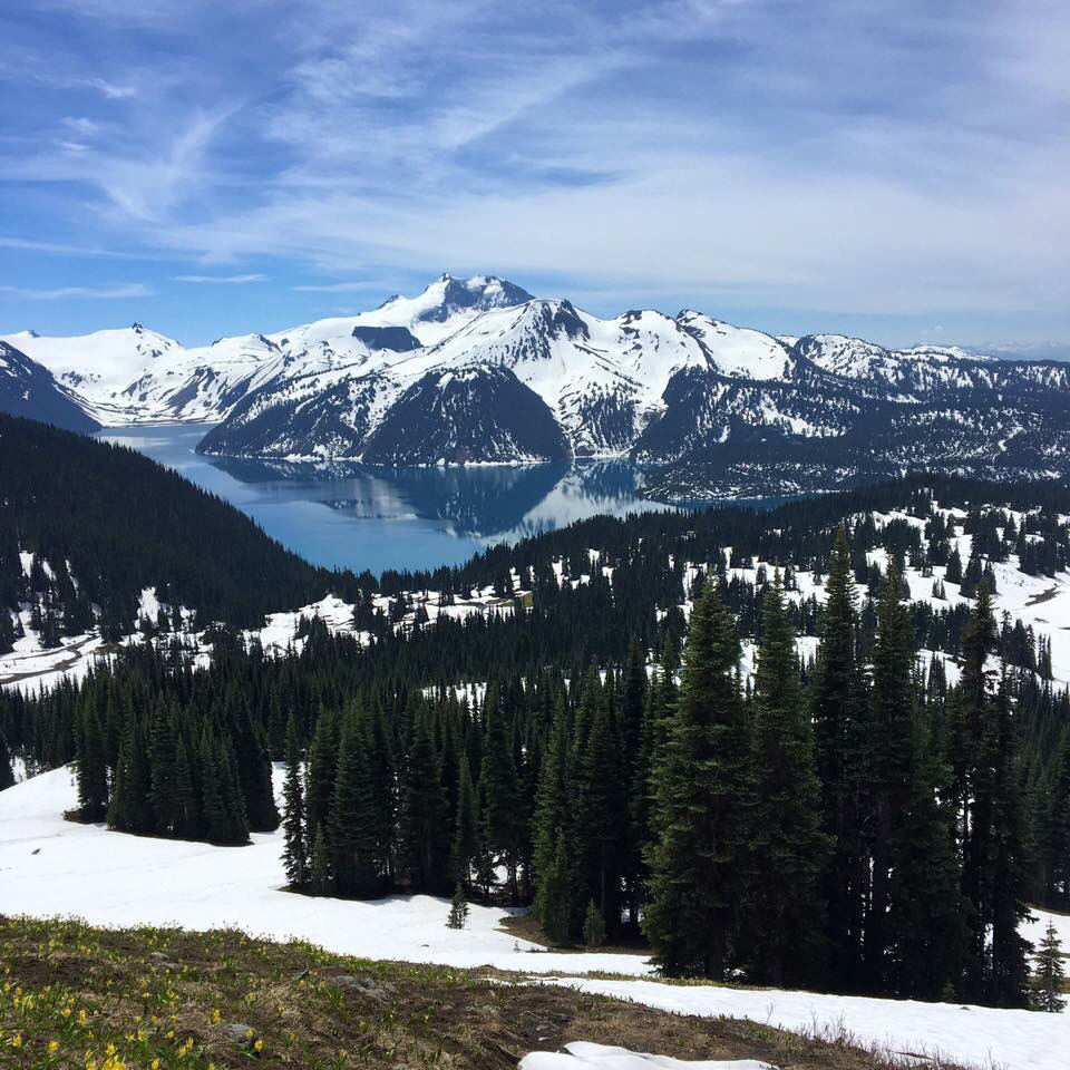 Summit Black Tusk in Garabaldi Provincial Park