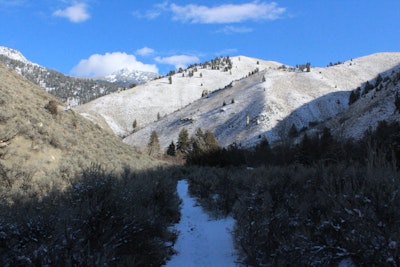 Hike & Soak in Goldbug Hot Springs, Goldbug Hot Springs Trailhead