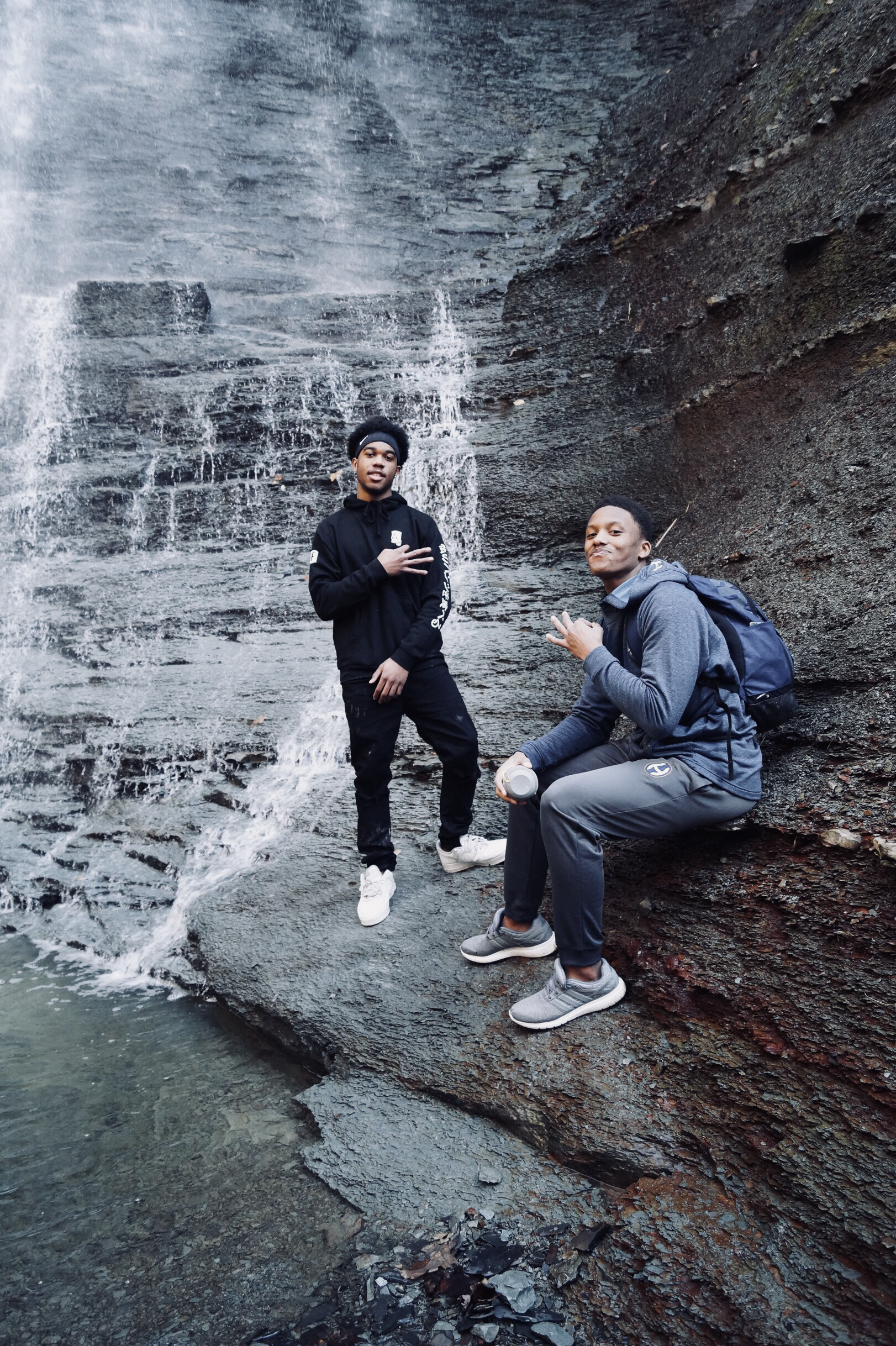 Hike to Contour Falls