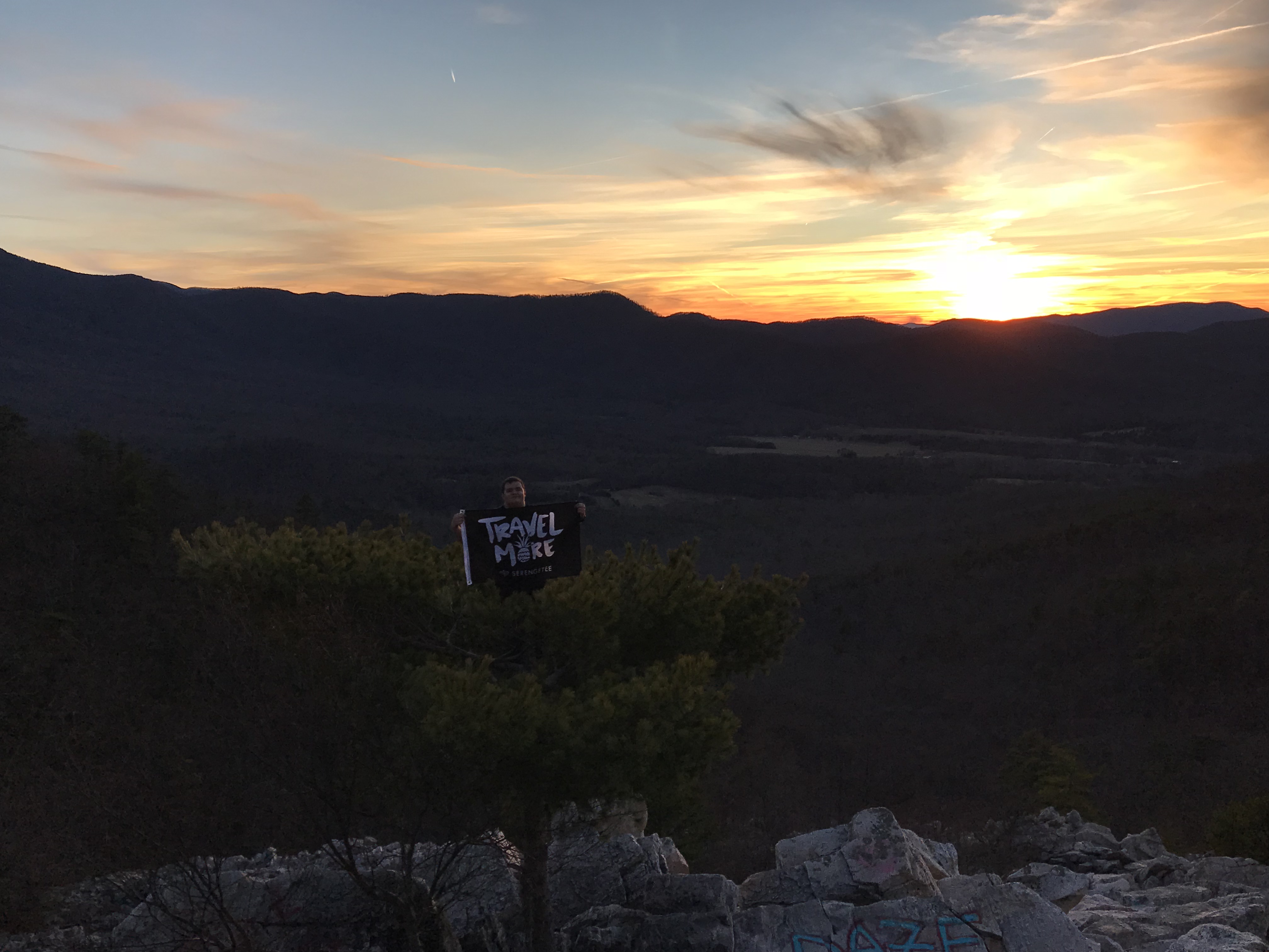 Hike Devil's Marbleyard 