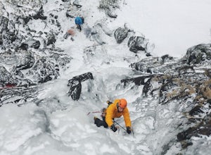5 Tips for Getting Adventurous Ice Climbing Photos