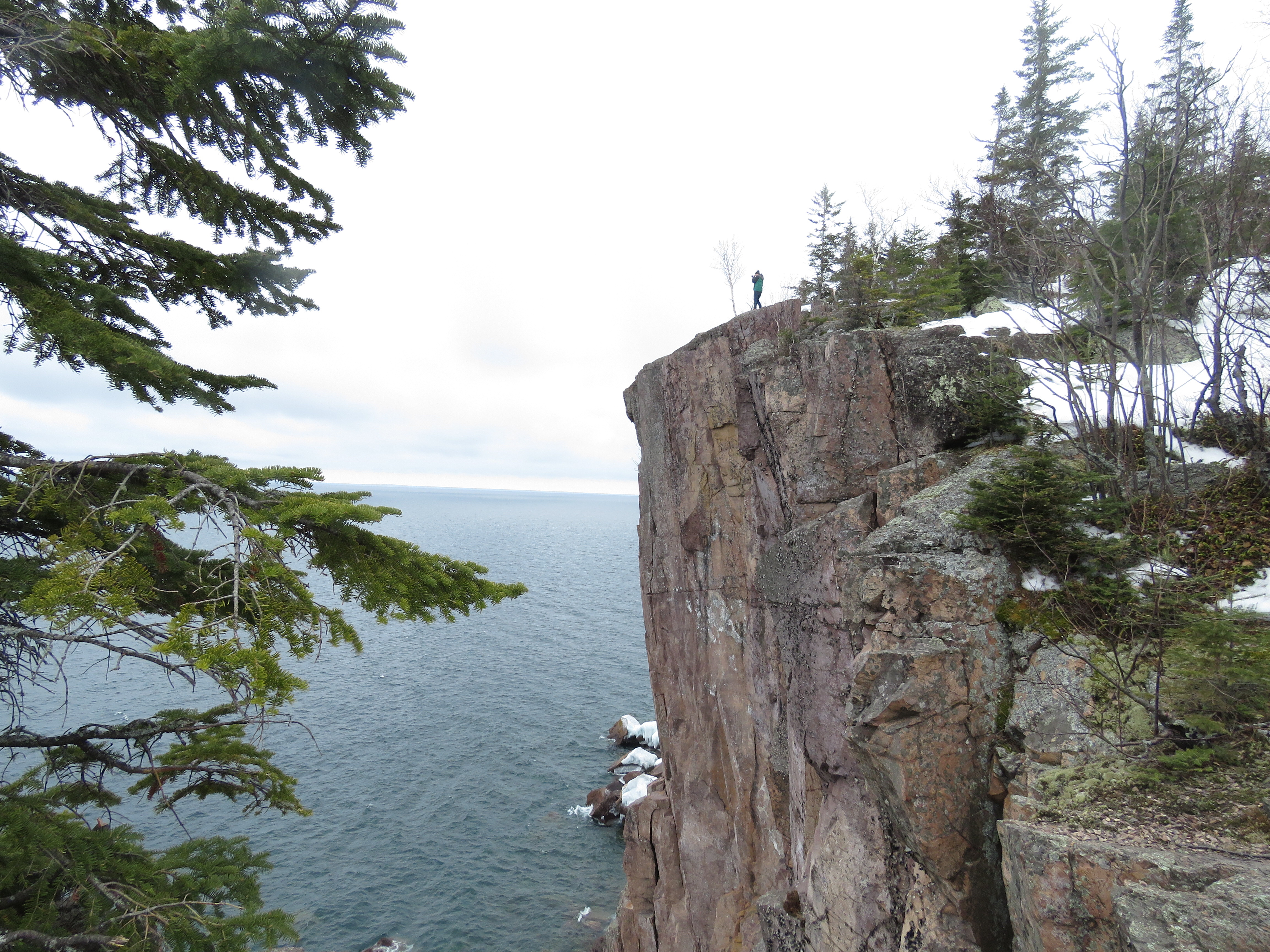 Explore Palisade Head