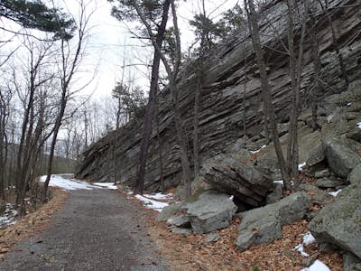 Hike the Overcliff - Undercliff Road Loop