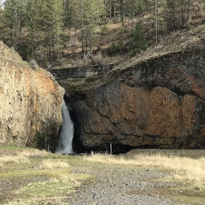 Hawk Creek Cave