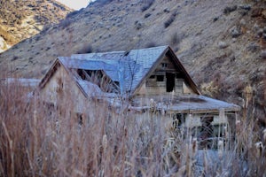 Visit the Flooded Thistle Ghost Town