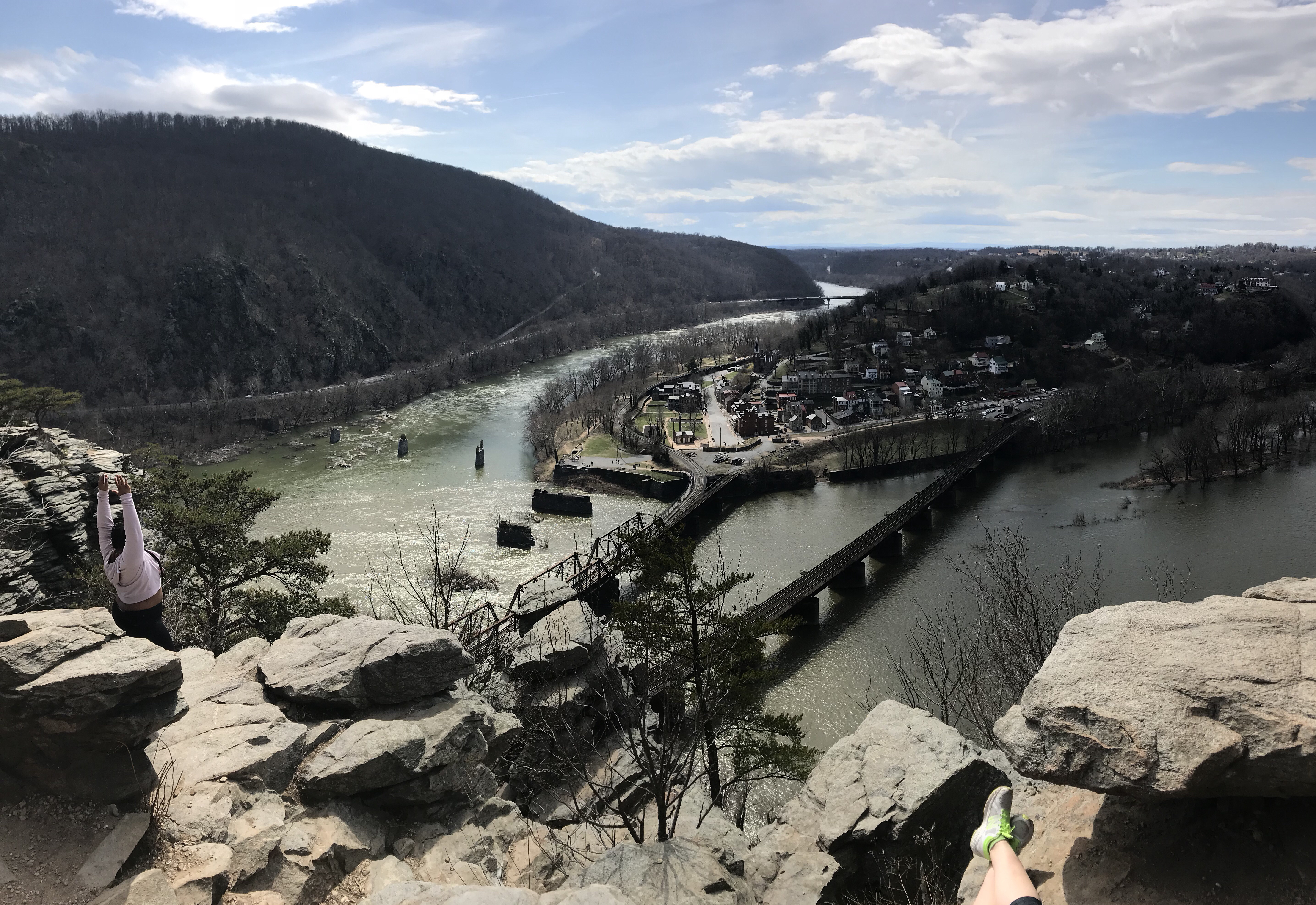 Maryland Heights via Overlook Cliffs