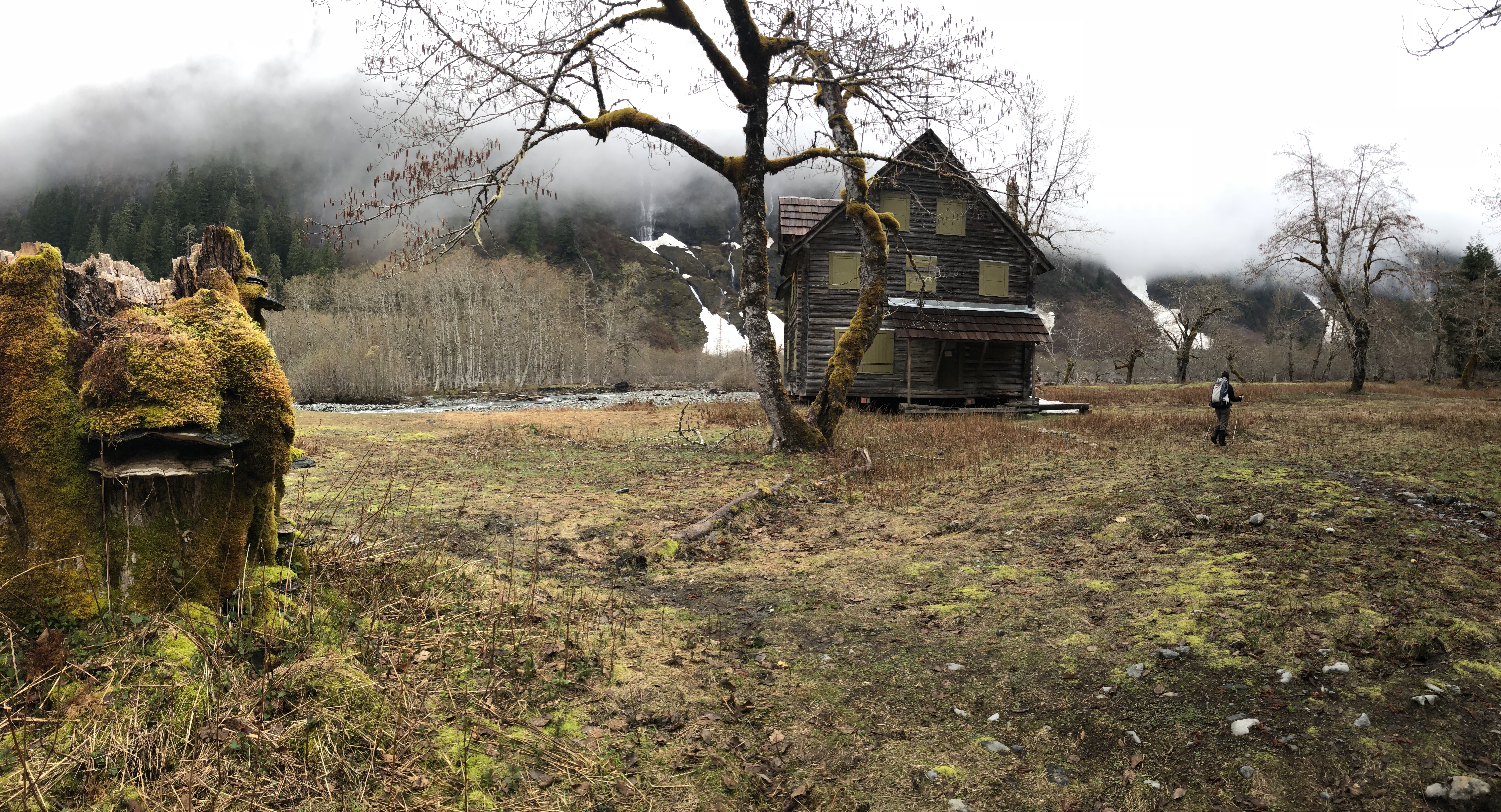 Backpack to Enchanted Valley Chateau