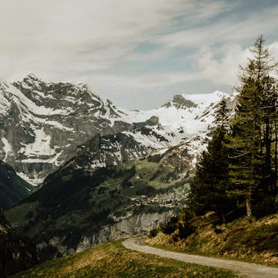 Hike to Kleine Scheidegg from Wengen in the Bernese Highlands