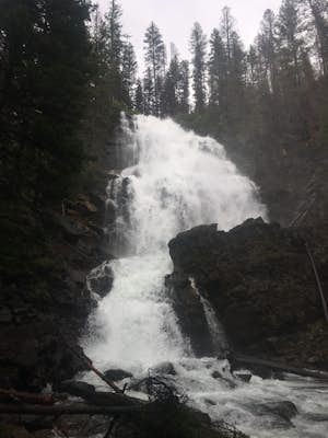 Hike to Morrell Falls