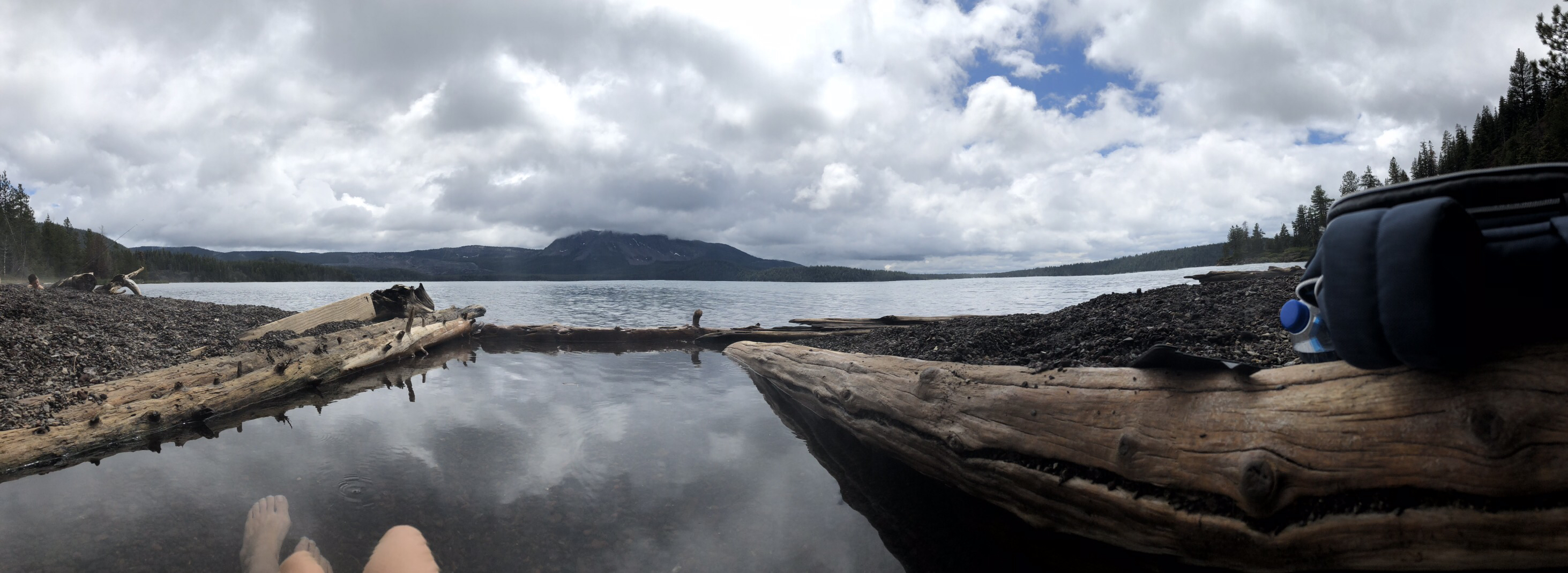 Hike to Paulina Lake Hot Springs