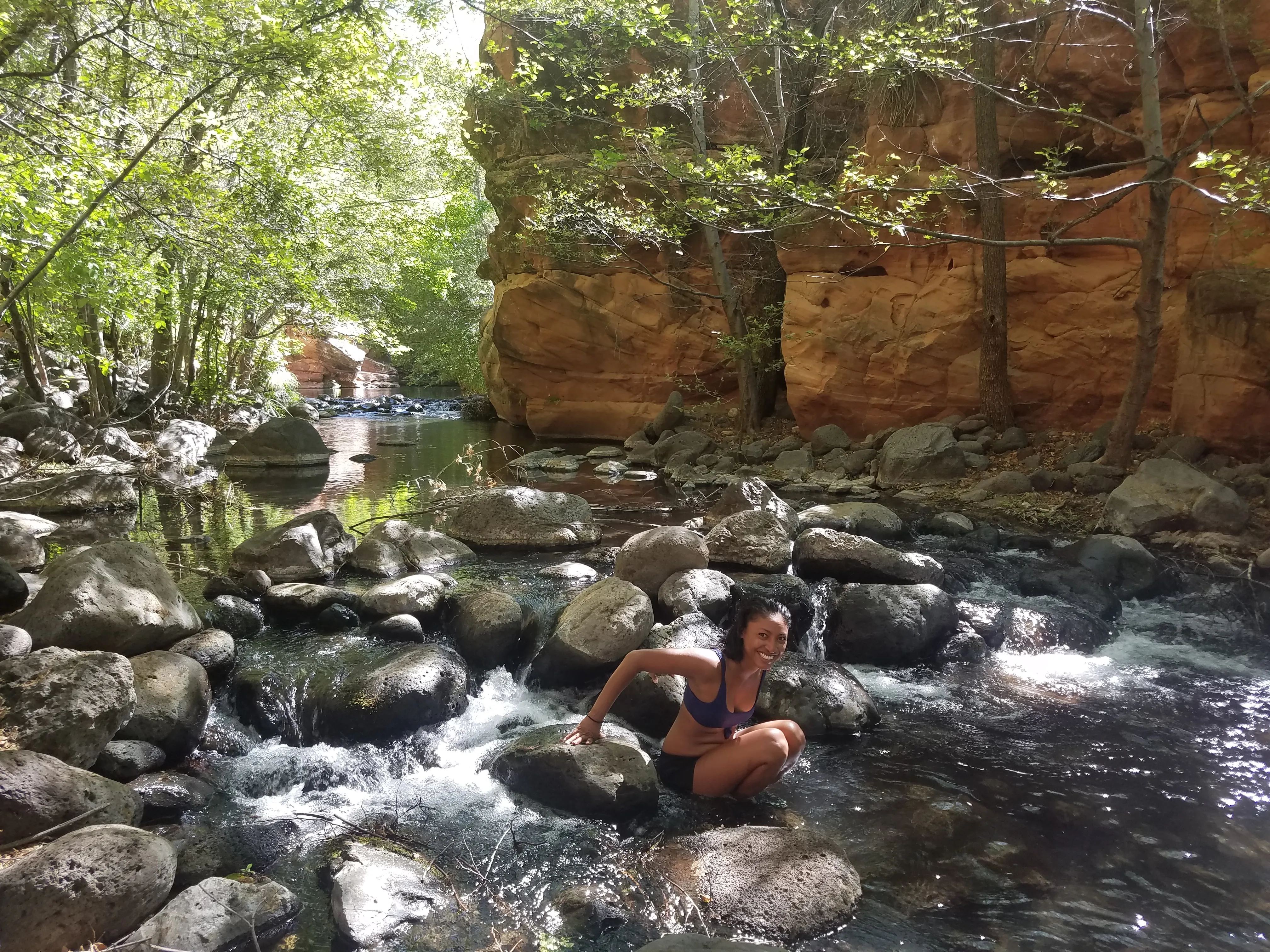 Hike to the Crack at Wet Beaver Creek