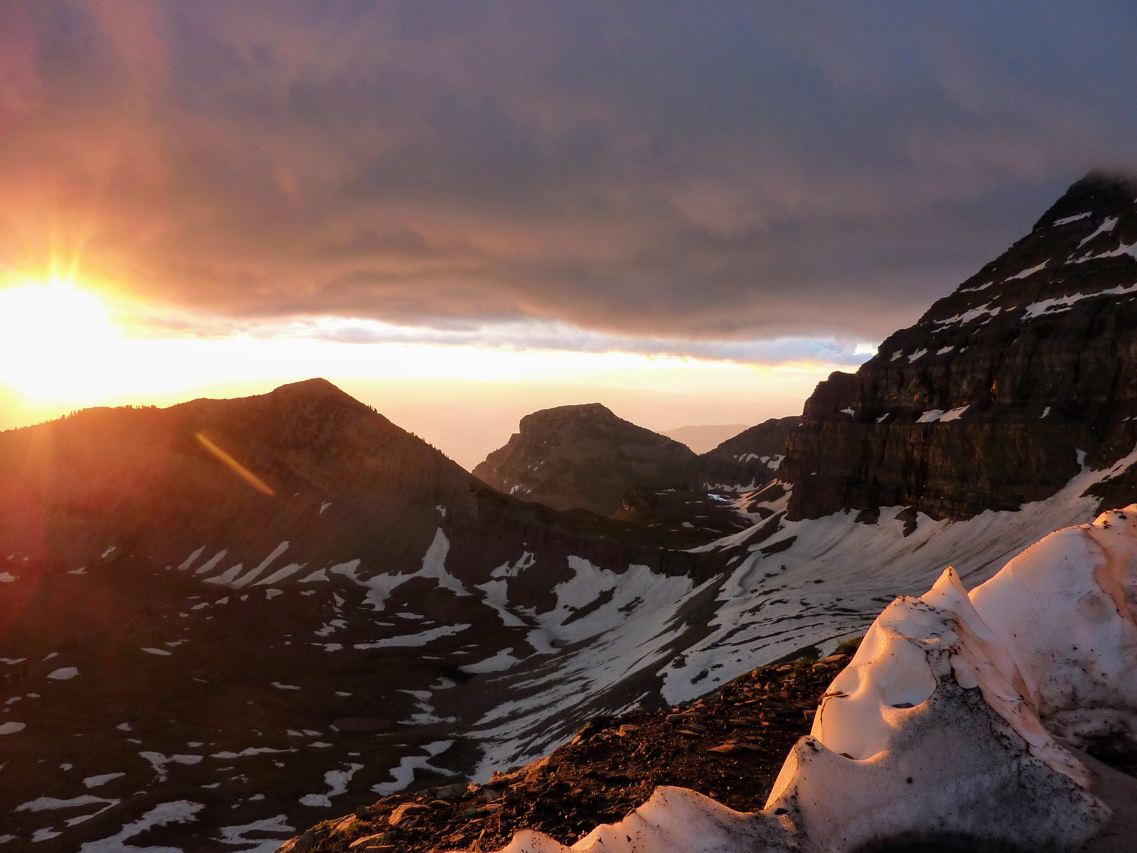 Hike Timpanogos Summit via Timpooneke Trial