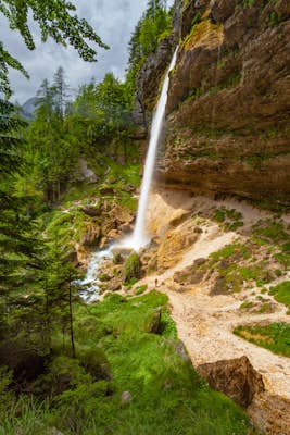 Hike to Peričnik Waterfall
