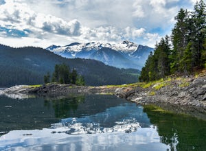 7 Photos That Will Inspire You to Kayak This Beautiful Lake in the North Cascade Mountains