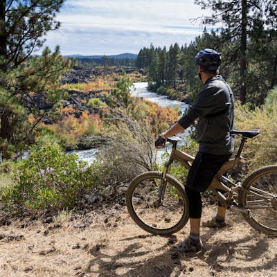 Bike or Hike The Deschutes River Trail 