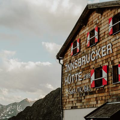 Hike & Overnight Stay at the Innsbrucker Hütte
