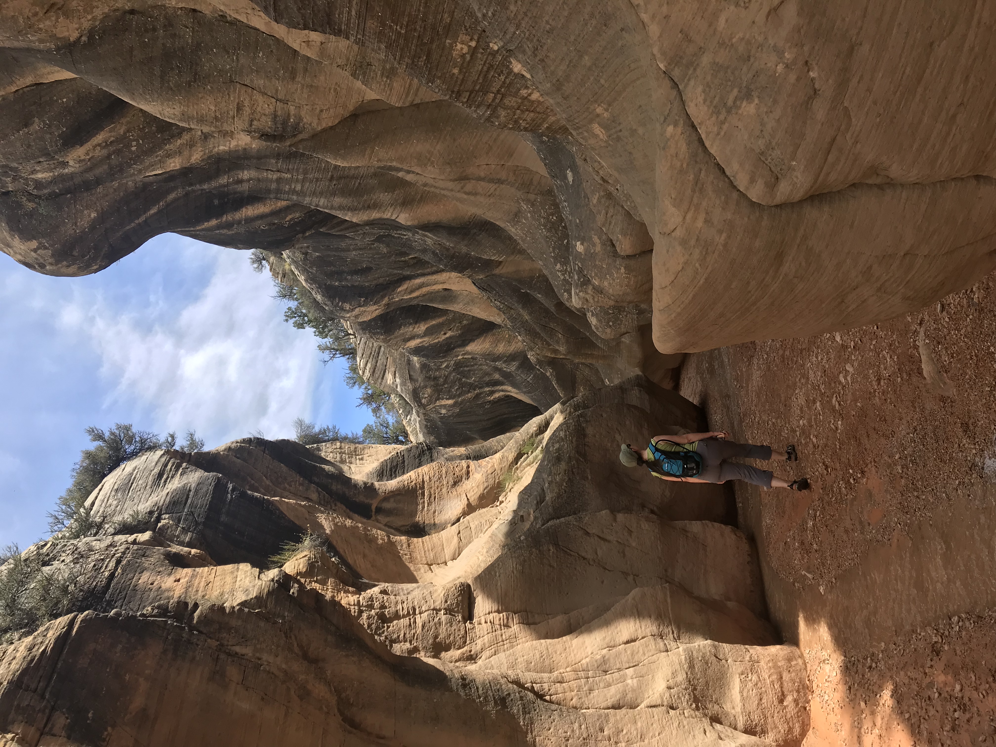 Hike WIllis Creek Slot Canyon