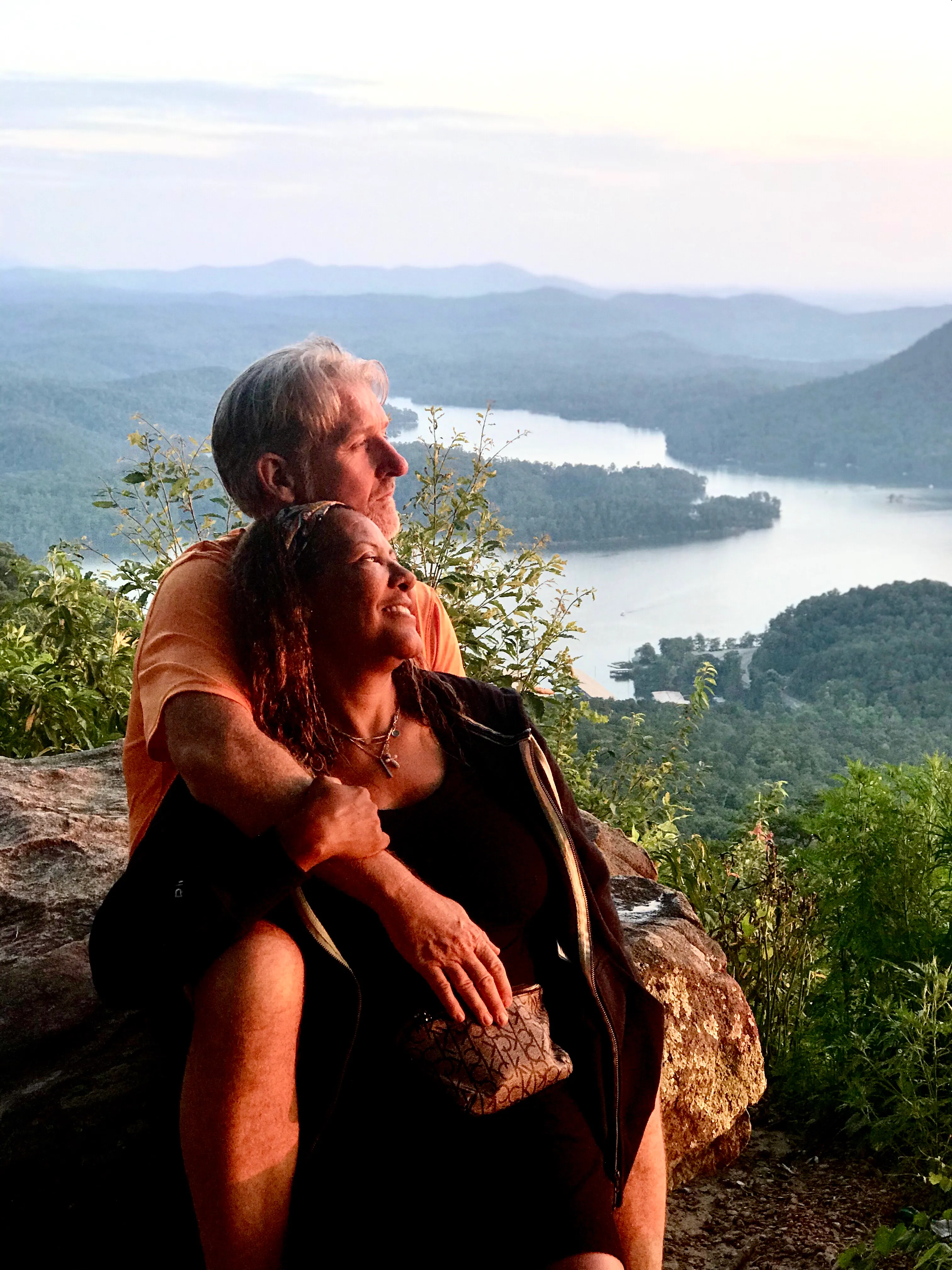 Watch the Sunset from Sugarloaf Overlook