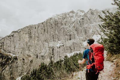 Hike to Lago Di Sorapis & Rifugio Vandelli In The Dolomites