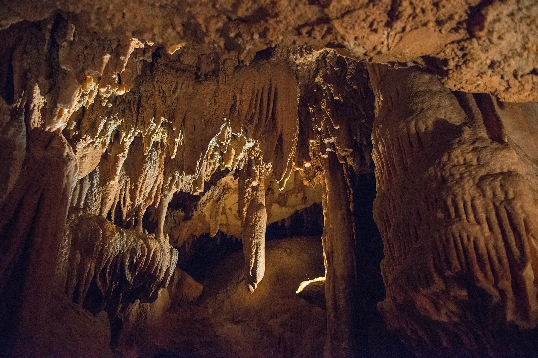 Tour the Diamond Caverns