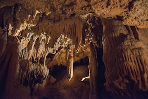 Tour the Diamond Caverns