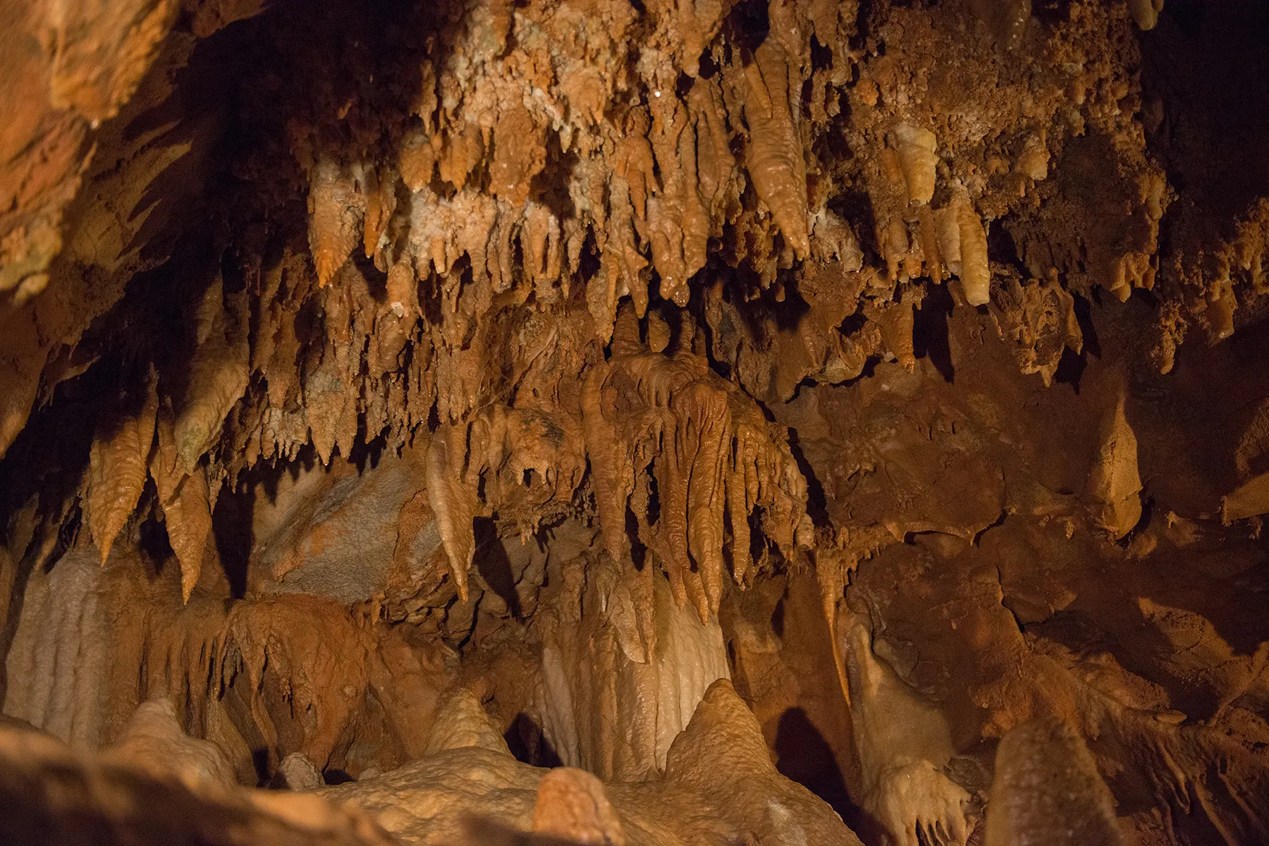 Tour the Diamond Caverns