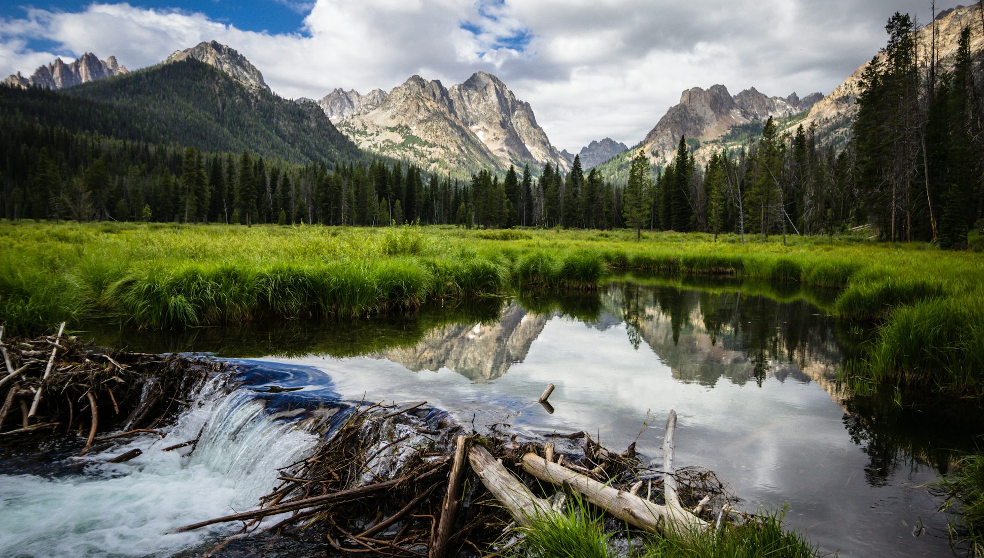 10 Must-Do Hikes in Idaho's Sawtooth Mountains