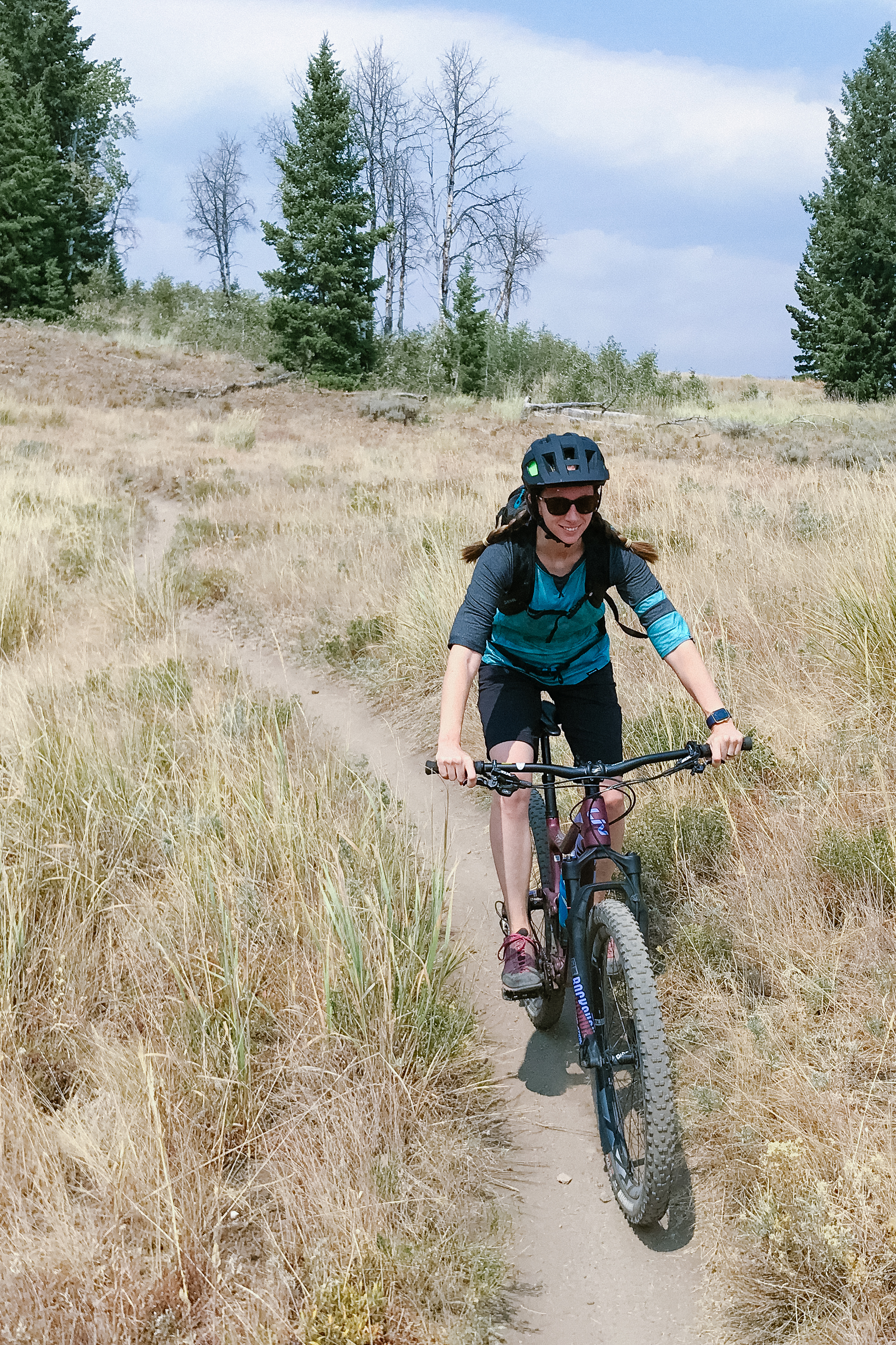 women's mountain biking apparel