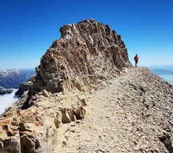 Hike Mount Timpanogos via Aspen Grove 