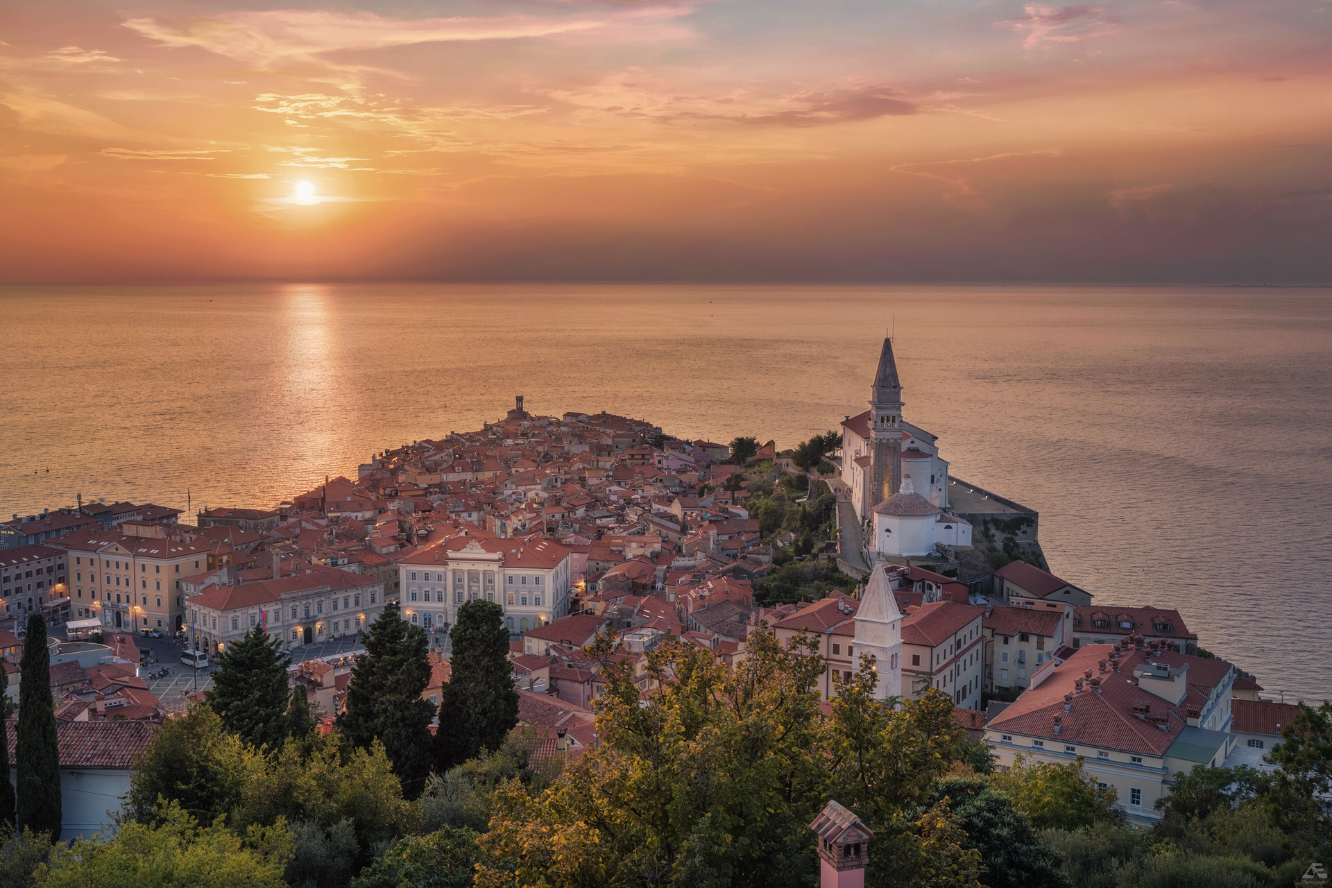 Explore the Town Walls of Piran