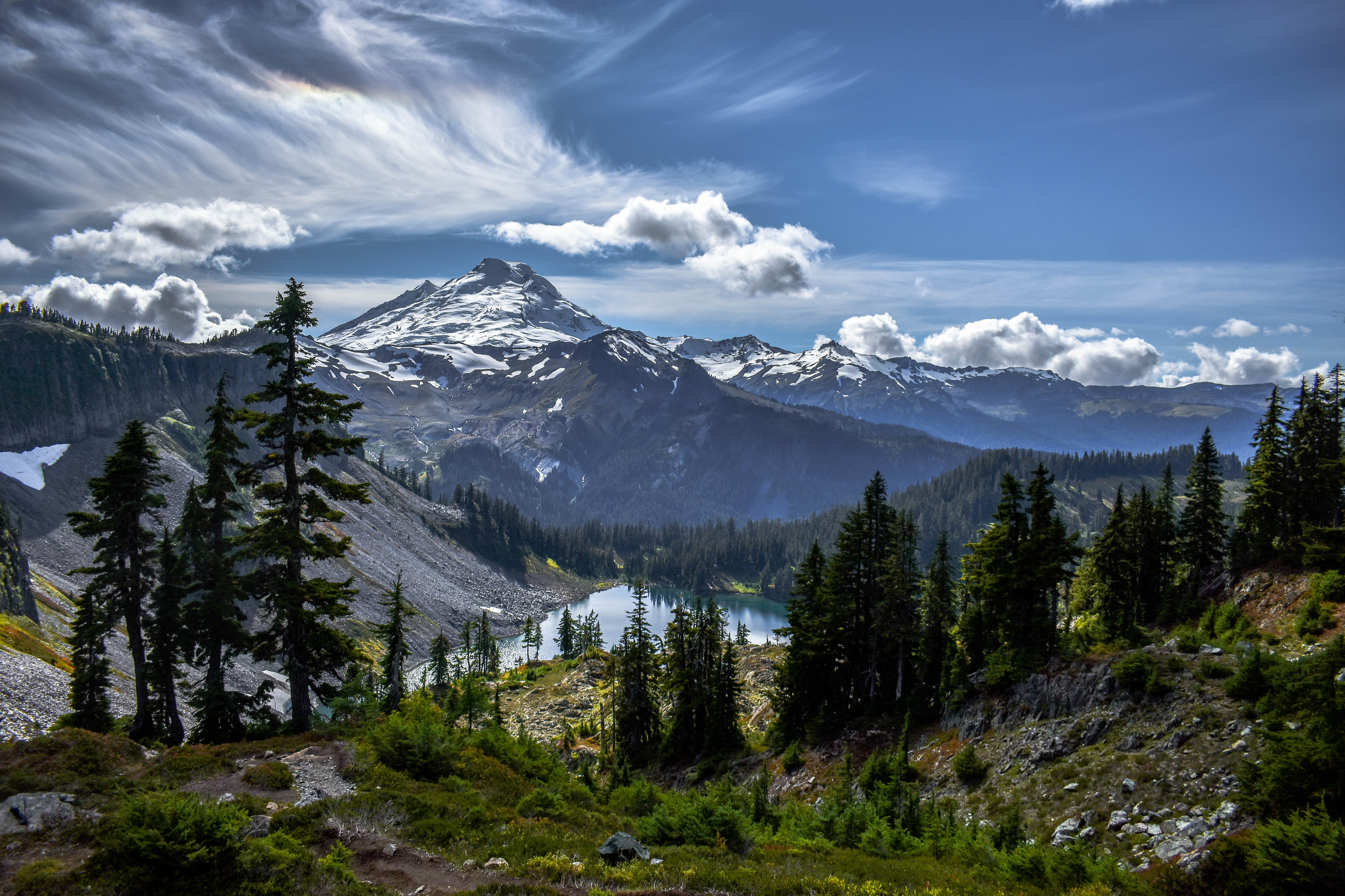 north cascades hikes