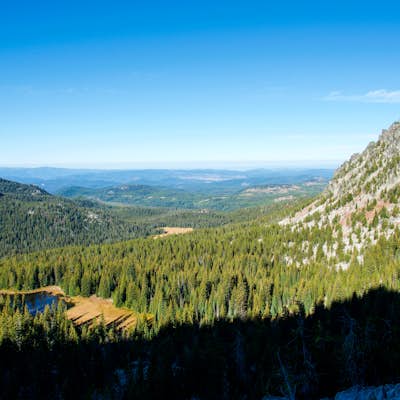 Hike the Elkhorn Crest Lollipop from Anthony Lakes
