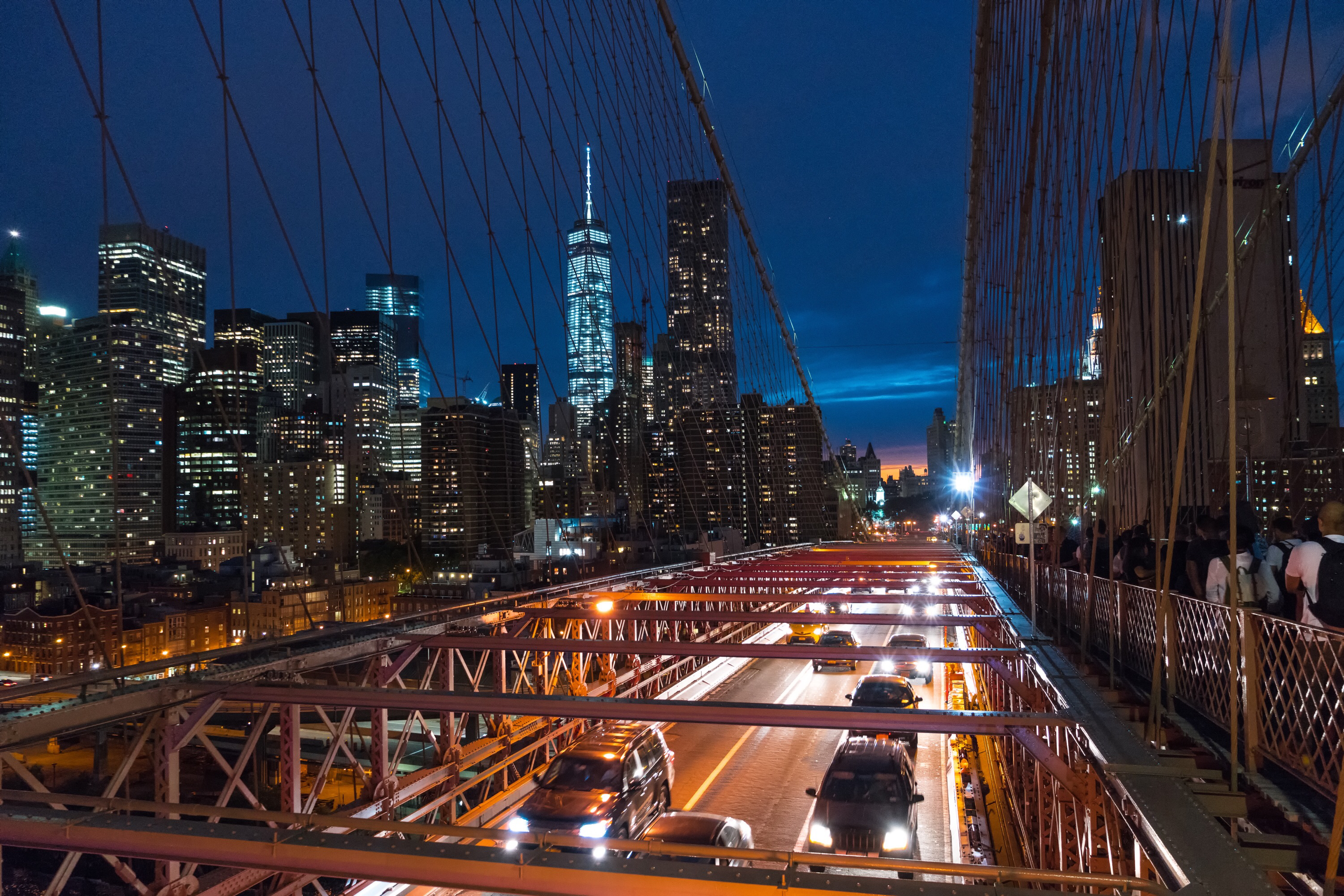 Photograph the Brooklyn Bridge
