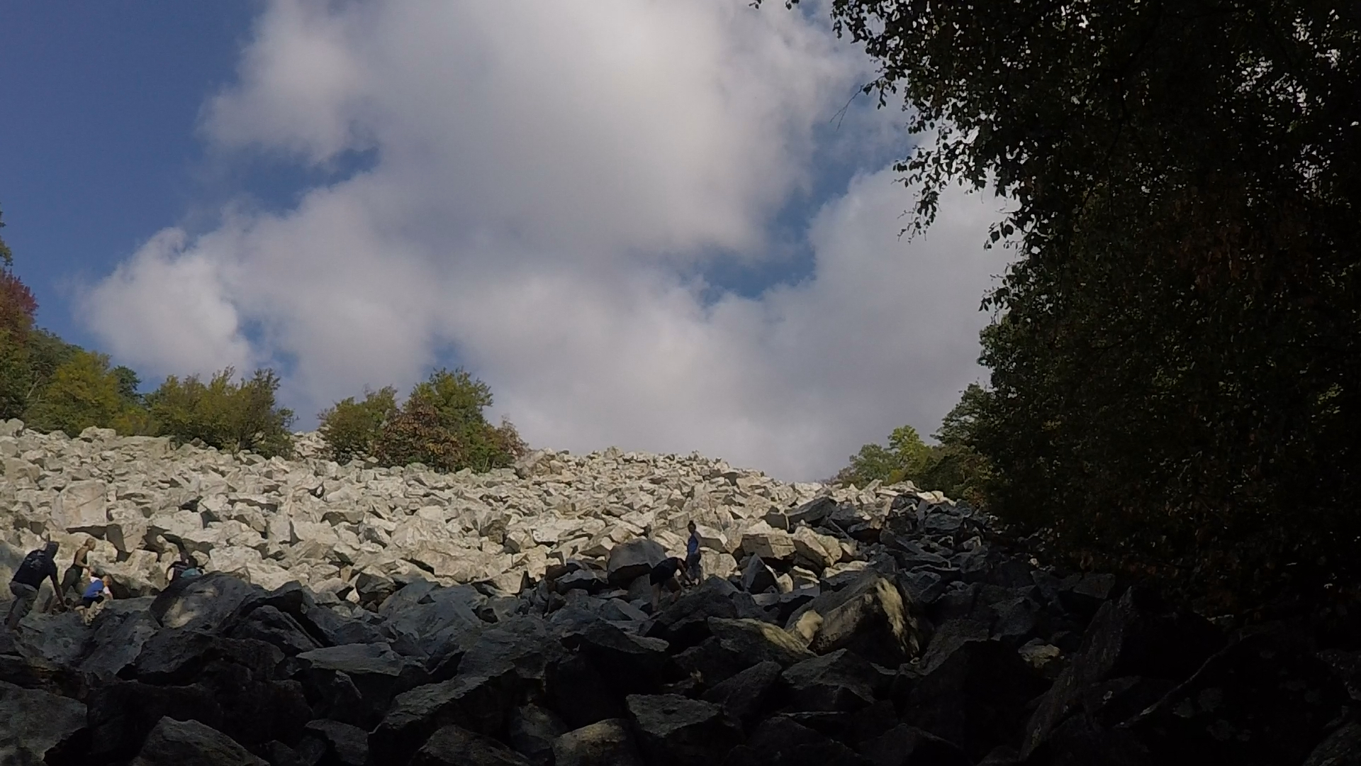 Hike Devil's Marbleyard 