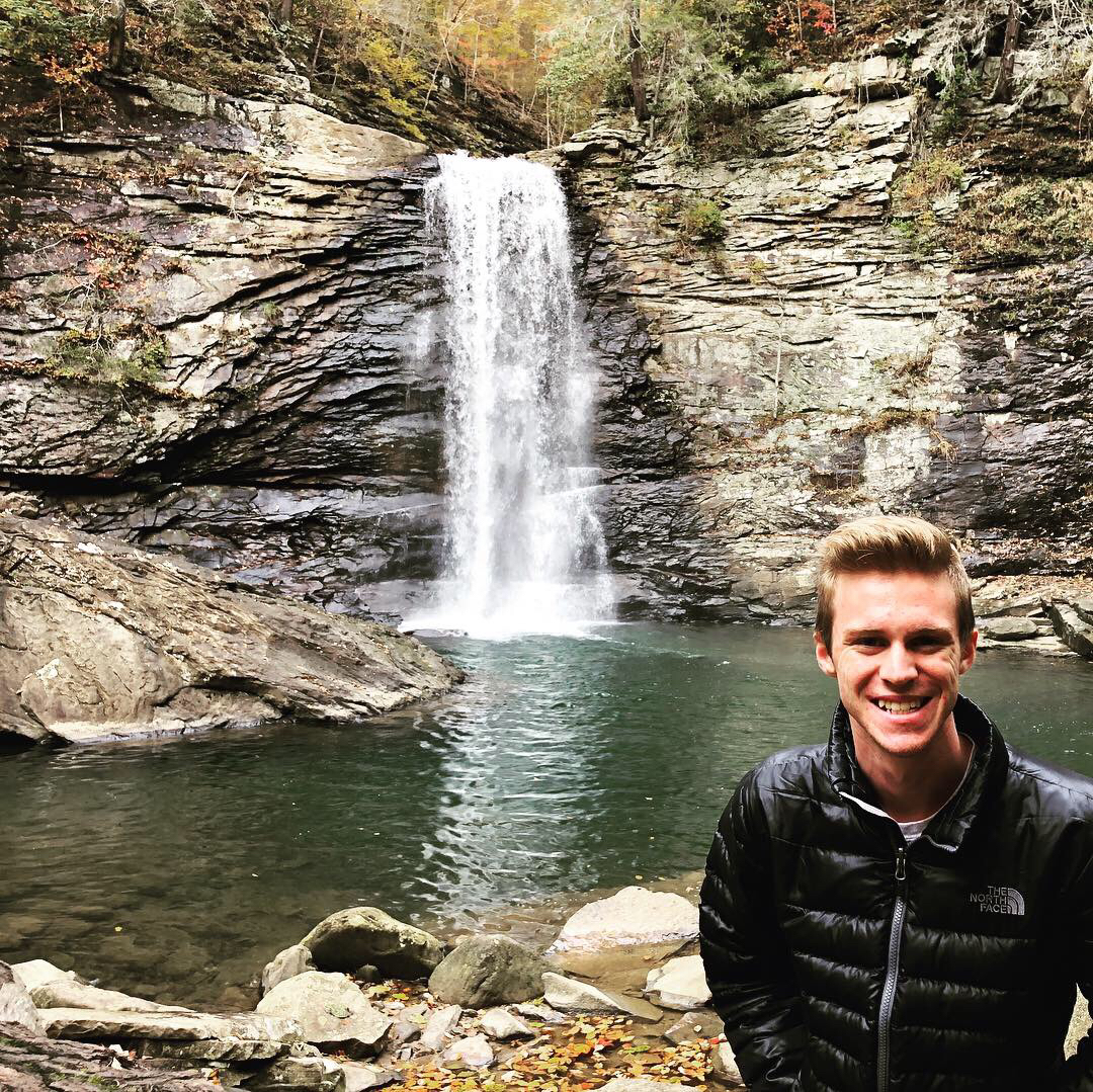 Hike to Rainbow Falls